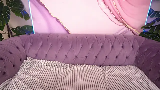PaigePrado online show from July 2026 05:53:03 PM