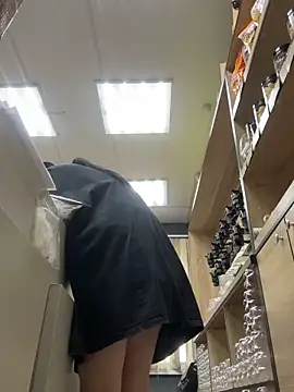 AlishaPrettyBlade online show from December 2025 08:19:02 AM