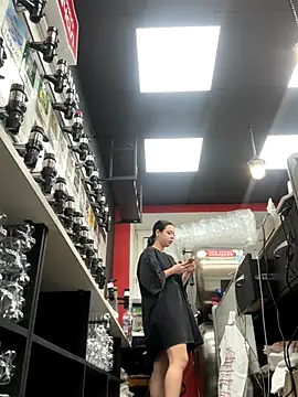 Snapshot of AlishaPrettyBlade chatting on November 2025 10:53:02 AM AlishaPrettyBlade online show from November 2025 10:53:02 AM