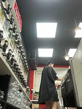 Snapshot of AlishaPrettyBlade chatting on November 2025 11:25:02 AM AlishaPrettyBlade online show from November 2025 11:25:02 AM