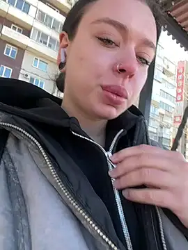 AlishaPrettyBlade online show from April 2026 03:41:01 AM