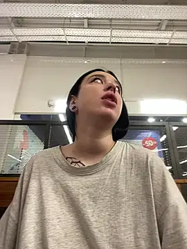 AlishaPrettyBlade online show from February 2025 06:30:02 AM