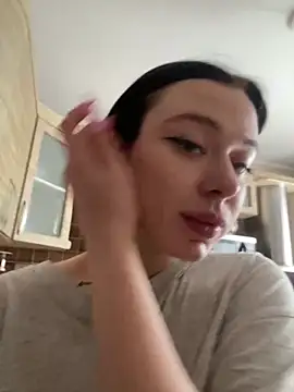 AlishaPrettyBlade online show from February 2025 09:32:02 AM