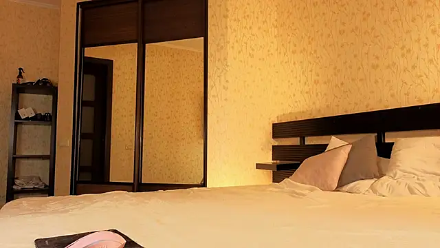 Nasy online show from November 2025 07:36:02 PM