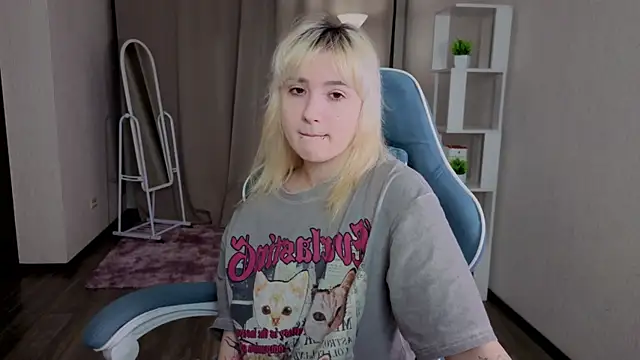 Nasy online show from December 2025 04:30:01 PM