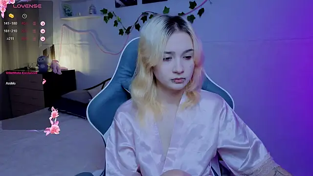 Nasy online show from September 2025 05:24:01 PM