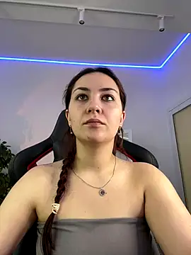 AshleySkott  online show from October 2025 08:26:02 AM