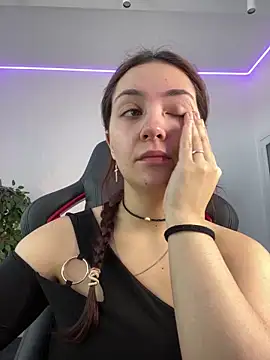 AshleySkott  online show from October 2025 07:56:01 AM