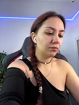 AshleySkott  online show from October 2025 08:48:02 AM