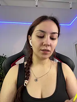 AshleySkott  online show from October 2025 08:26:01 AM