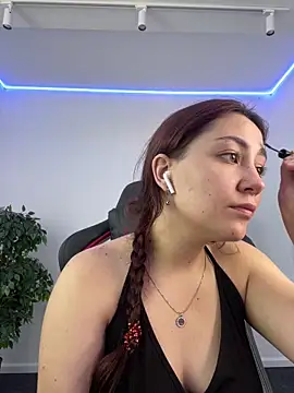 AshleySkott  online show from September 2025 08:30:02 AM