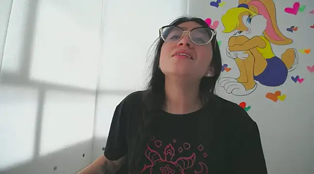 Arielle lov online show from February 2025 05:42:02 PM