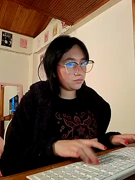 Arielle lov online show from October 2025 04:11:02 AM