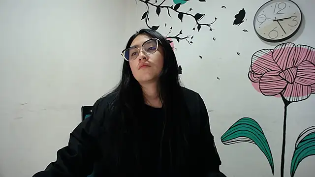 Arielle lov online show from February 2025 03:26:01 PM
