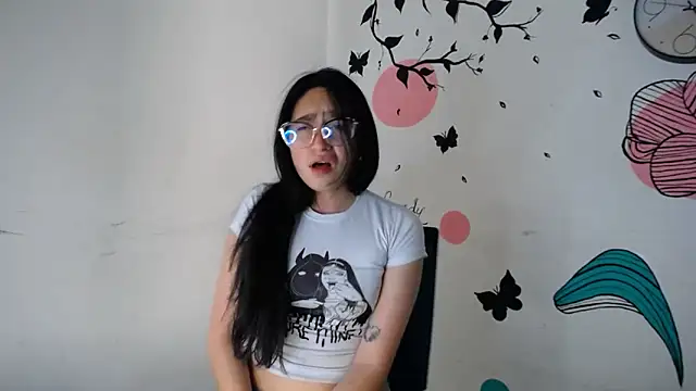 Arielle lov online show from March 2025 05:27:02 PM