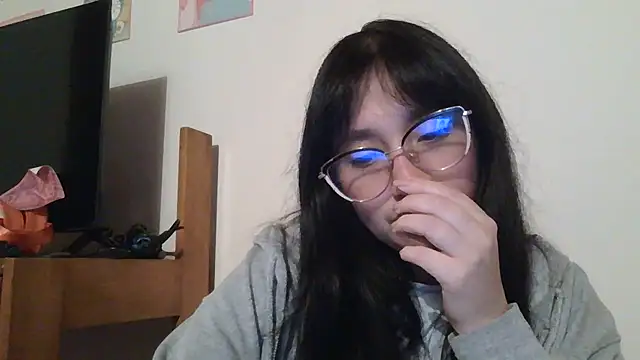 Arielle lov online show from January 2026 02:05:02 AM