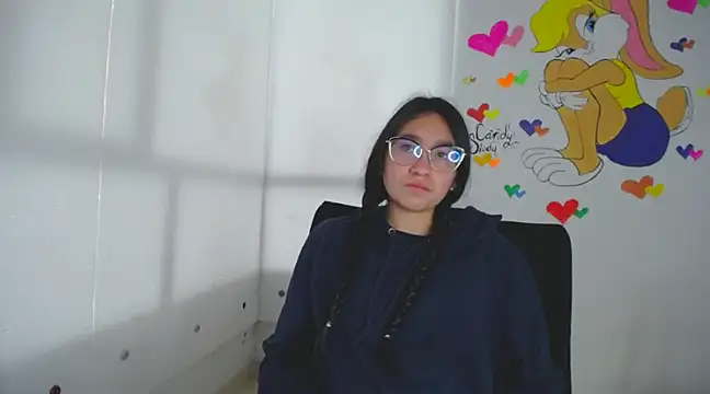 Arielle lov online show from February 2025 11:32:02 AM