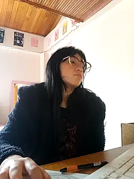 Arielle lov online show from October 2025 04:16:01 PM