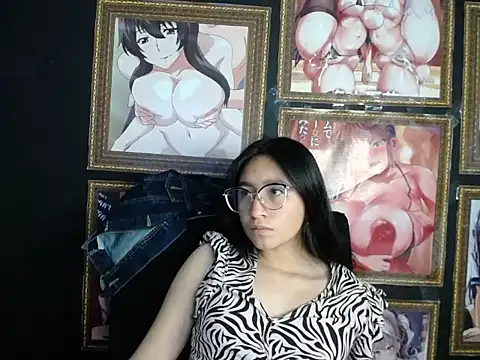 Arielle lov online show from February 2025 03:08:01 PM