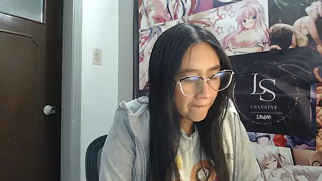 Arielle lov online show from March 2025 11:33:01 AM