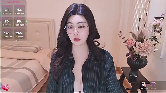 Snapshot of Tingdie chatting on November 2025 03:07:02 AM Tingdie online show from November 2025 03:07:02 AM