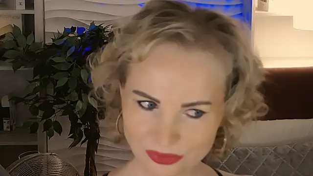 Sandra Kind online show from March 2026 05:30:02 AM