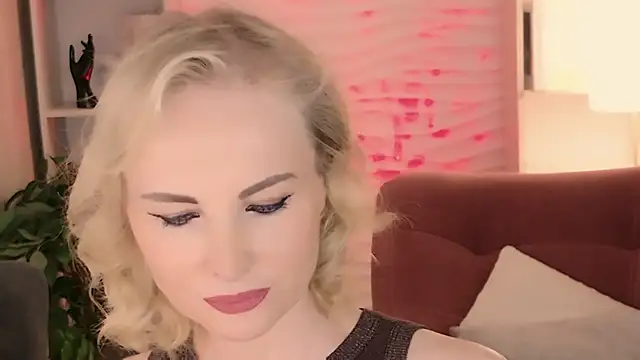Sandra Kind online show from June 2026 05:34:01 AM
