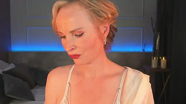 Sandra Kind online show from March 2025 12:17:01 PM