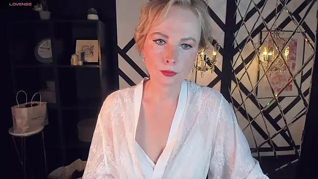 Sandra Kind online show from February 2025 05:35:01 AM