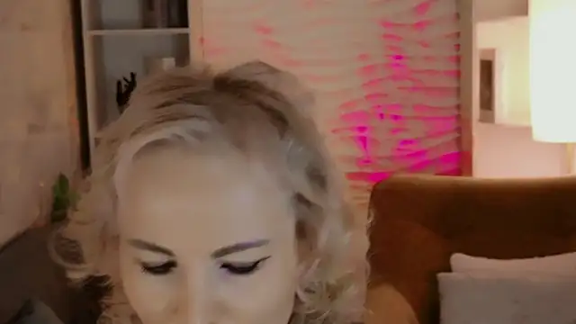 Sandra Kind online show from May 2026 05:37:02 AM