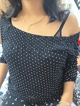 RealcoupleP online show from May 2026 06:49:01 PM