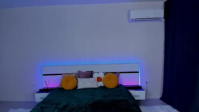 Sofia beautifuul online show from March 2025 06:10:02 AM