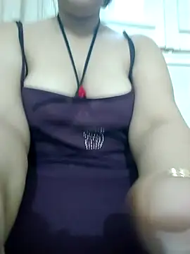 Roroo002 online show from December 2025 12:51:01 PM