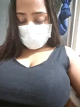 COZY ROZI online show from December 2025 04:52:01 PM