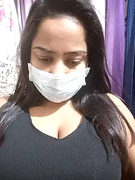 COZY ROZI online show from November 2025 12:17:01 PM