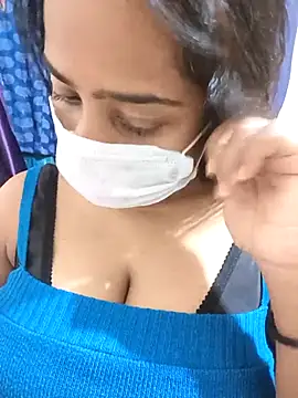 COZY ROZI online show from September 2025 04:49:02 PM