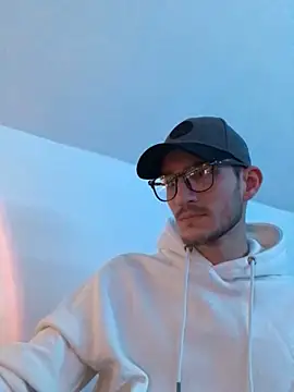 yoyoboy988 online show from March 2025 08:12:01 PM