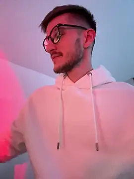 yoyoboy988 online show from March 2025 07:01:02 PM