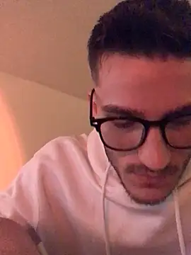 yoyoboy988 online show from March 2025 07:47:02 PM