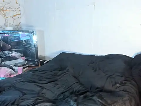 Danny Luxx online show from April 2026 03:22:01 AM