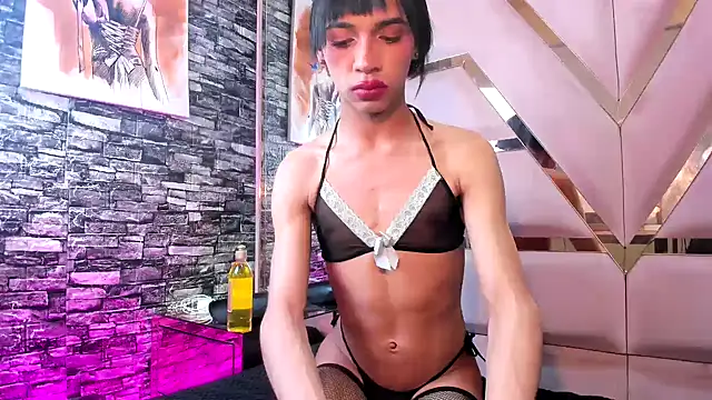 Danny Luxx online show from April 2026 11:11:01 PM