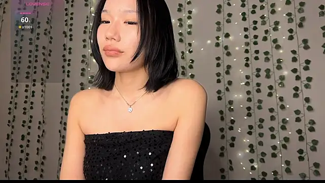 Asian Vi online show from April 2026 07:44:01 PM