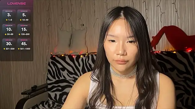 Snapshot of Asian_Vi chatting on March 2025 12:39:02 PM Asian Vi online show from March 2025 12:39:02 PM