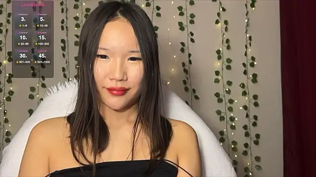 Snapshot of Asian_Vi chatting on September 2025 04:51:02 PM Asian Vi online show from September 2025 04:51:02 PM