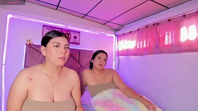 Cristal Smith20 online show from December 2025 12:48:02 PM