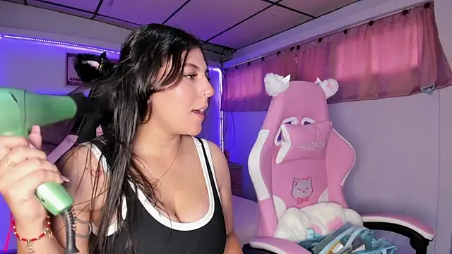 Cristal Smith20 online show from March 2026 01:38:02 PM