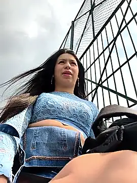 Nat XxX online show from December 2025 06:32:01 PM