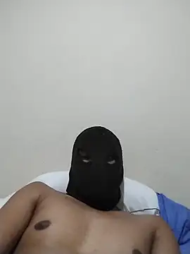 TwistedR online show from November 2025 11:05:01 PM