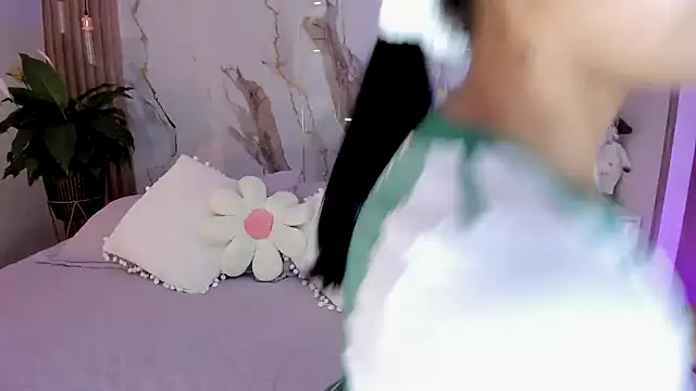 miss martiina online show from December 2025 03:07:01 AM