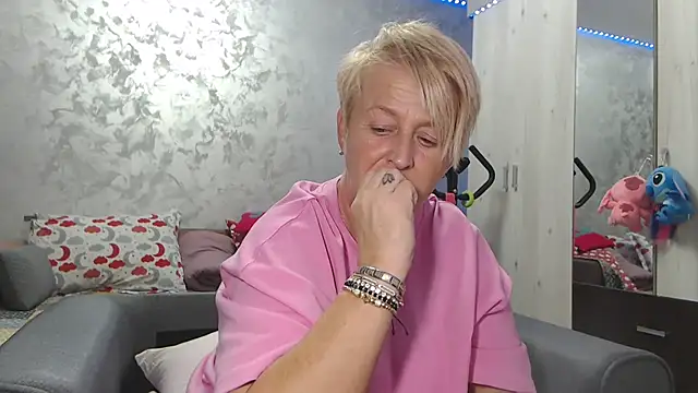 RosesandLillies online show from April 2026 04:13:02 PM